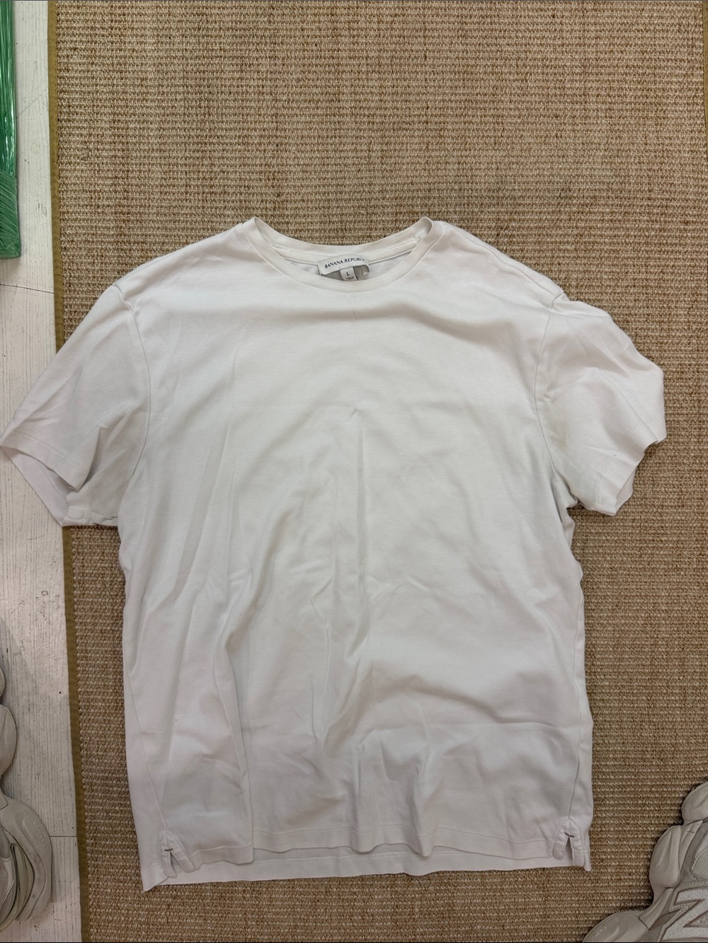 Banana Republic White Short Sleeve Crew Neck T-Shirt
